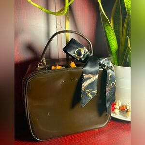 GUCCI - Authentic Bamboo Dark Chocolate Brown Patent Leather Hand/Crossbody Bag!